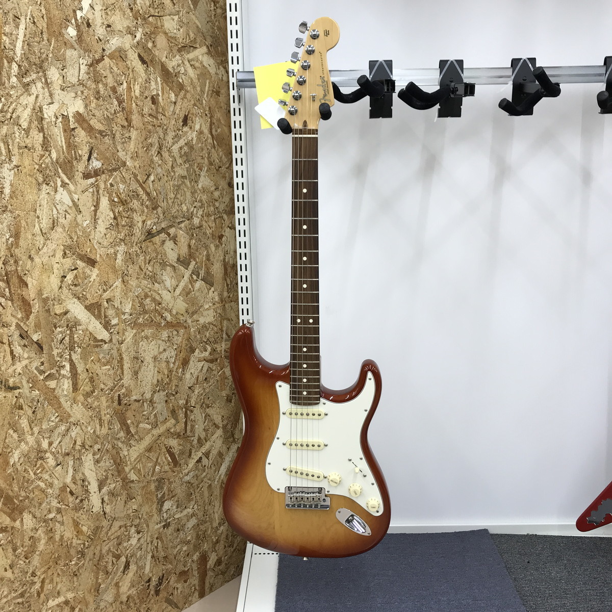 和歌山市引取限定Fender USA プロフェッショナルストラトキャスター