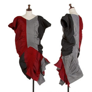  Issey Miyake ISSEY MIYAKE SUNSET stripe pleat deformation design setup black red gray 2 [ lady's ]