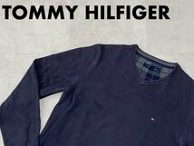 ☆送料無料☆ TOMMY HILFIGER トミーヒルフィガー USA直輸入 古着 Vネック ニット セーター メンズ M ネイビー トップス 中古 即決_画像1