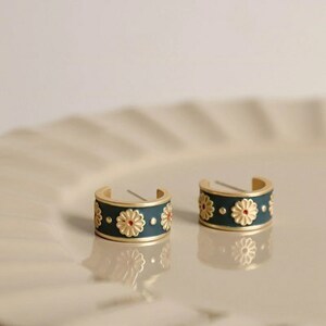  earrings retro S925 post Margaret elegant Korea lovely Vintage flower enamel round glaze woman fashion #C73-23