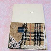 【人気柄】新品/2枚/BURBERRY/タオルハンカチ/正規品/バーバリー/綿100%/未使用/即決あり/匿名発送/ハンドタオル/ウォッシュタオル/箱入_画像1