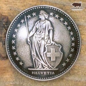 ◆コンチョ ネジ式　スイス　1フラン　ヘルヴェティア　立像　燻し　22.5mm　コイン　ボタン　パーツ