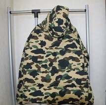 送料込み　A BATHING APE　ダウンジャケット　イエローカモ　XXLサイズ　1STカモ　迷彩　エイプ_画像2