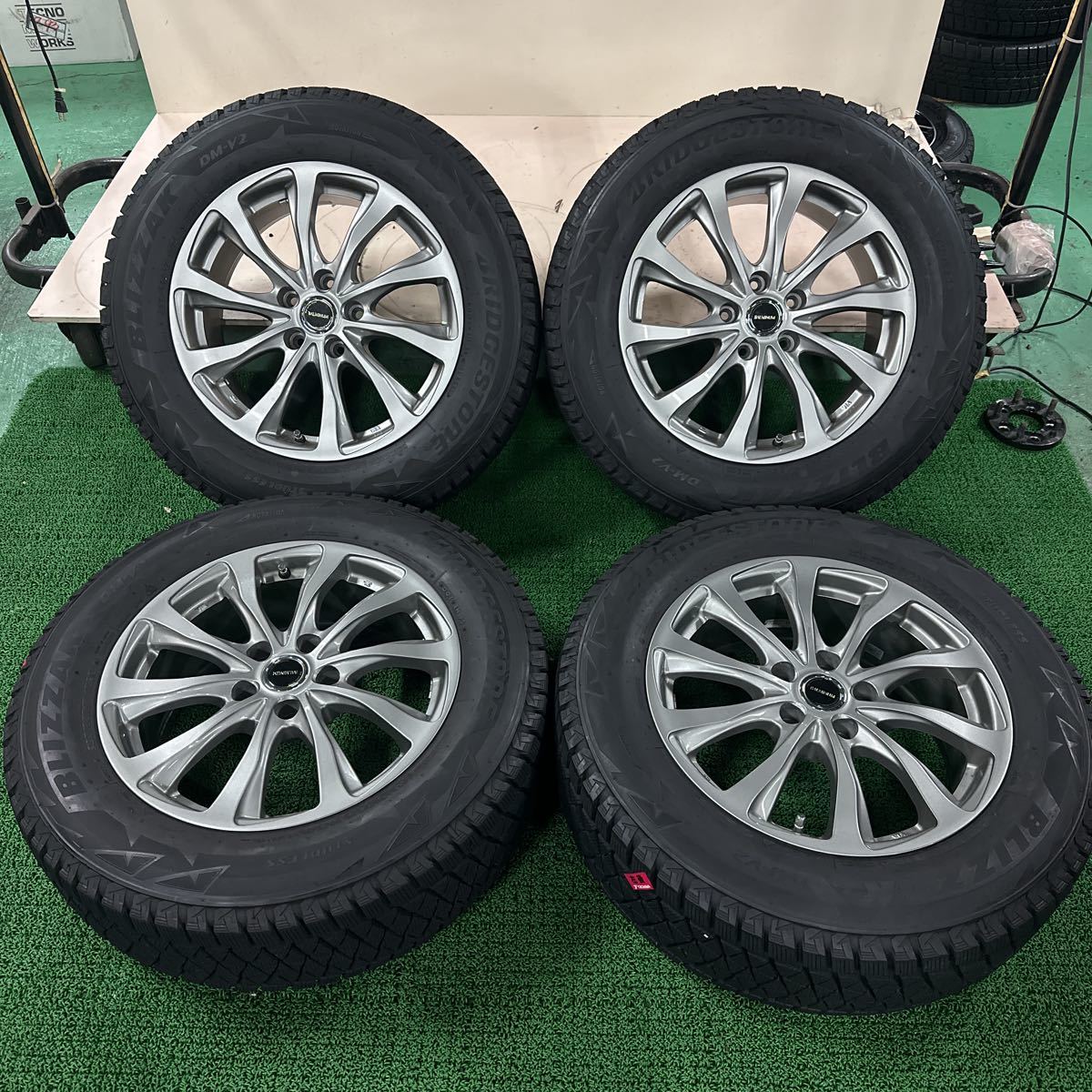 ヤフオク! -ヴァンガード スタッドレスの中古品・新品・未使用品一覧