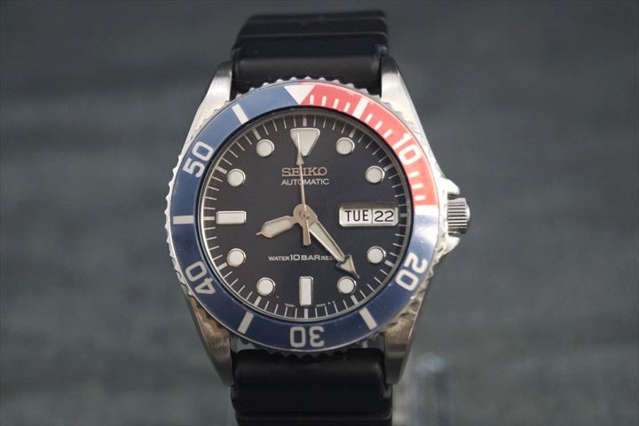 SEIKO逆輸入ダイバー10気圧 腕時計、アクセサリー メンズ腕時計 腕時計 