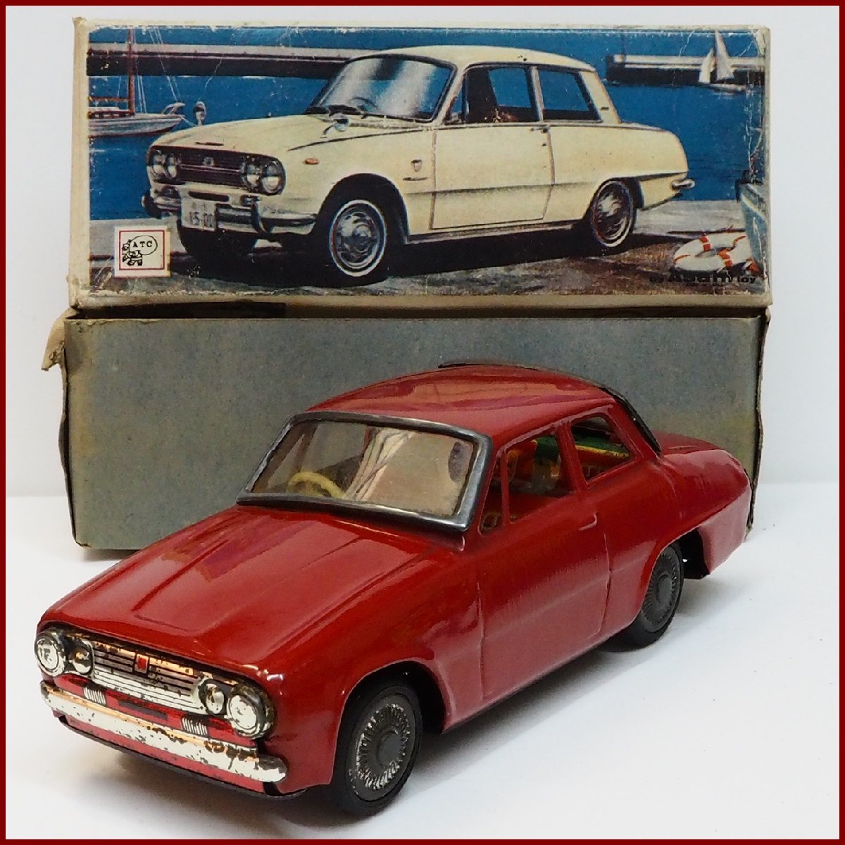 萬代屋【フォルクス ワーゲン カルマンギア赤】ブリキtin toy car 箱無