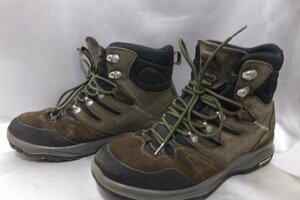 AKUak trekking shoes mountain climbing shoes size 8 khaki series shoes 