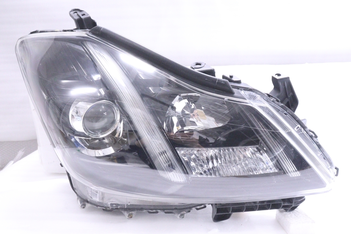 日本製・綿100% 31-380☆特別仕様車 HID GRS200 クラウン アスリート