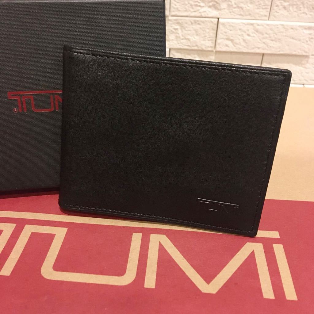 新品・未使用】TUMI トゥミ 二つ折り財布限定版レッド - library 