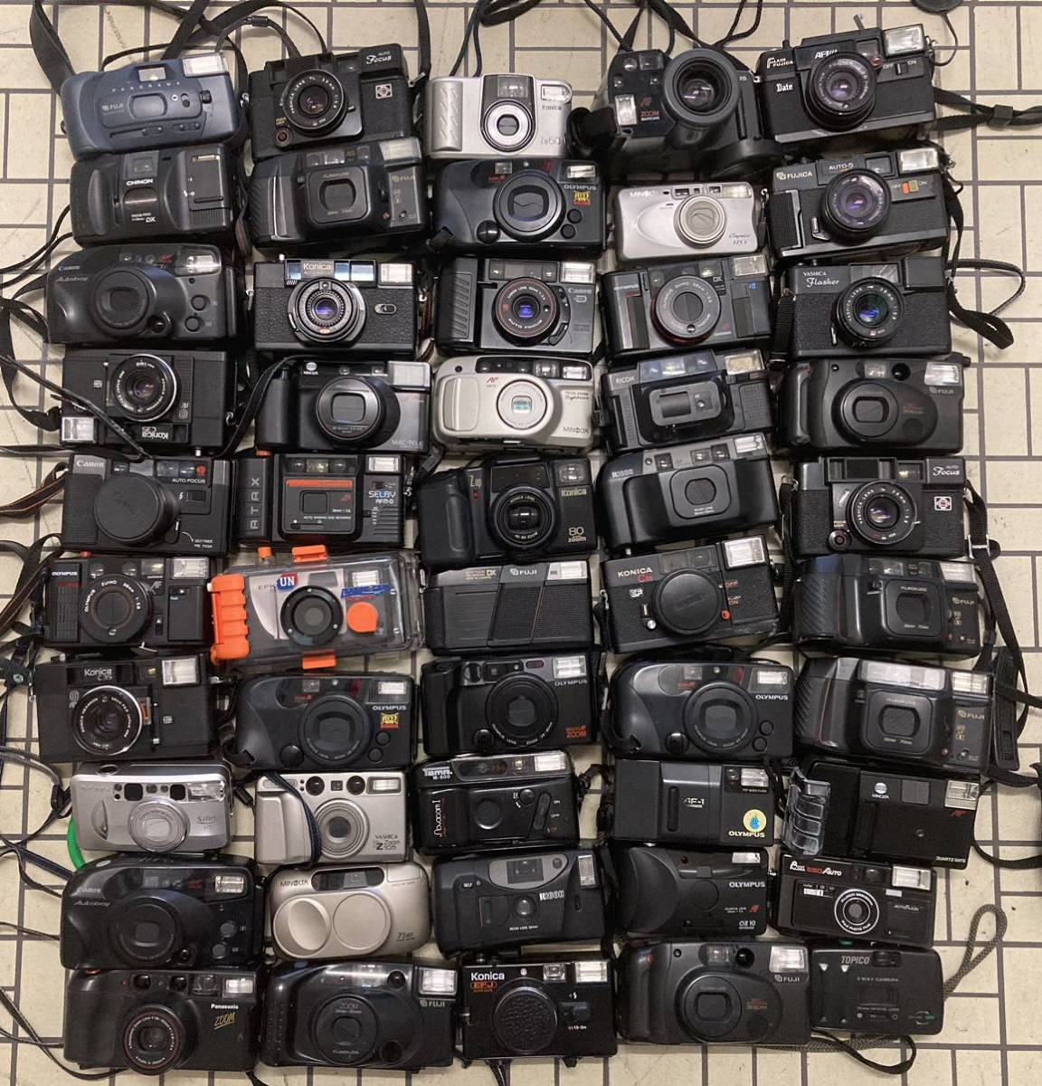 NIKON F カメラ本体と望遠レンズのセット-