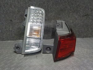 【送料込】 H25年 エルグランド DBA-TNE52 右テールランプ 26550-1JB0A ＬＥＤ STANLEY P8503 [ZNo:04005525] 73198