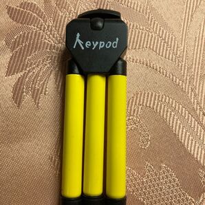 軽量小型カメラ・携帯用三脚、スタンド(5センチ)ポケットサイズ!ちっちゃく便利!