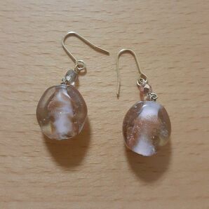 硝子 ピアス