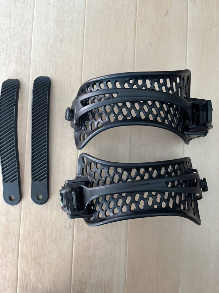 Burton malavita アンクルストラップ Mサイズ(中古)のヤフオク落札情報