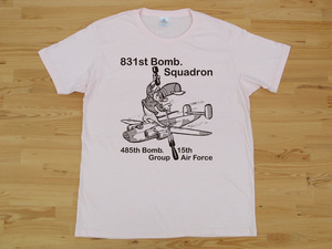 アウトレット処分 第831爆撃飛行隊 ベビーピンク 4.7oz 半袖Tシャツ 黒 XL 細めのシルエット ミリタリー ねずみ U.S. AIR FORCE