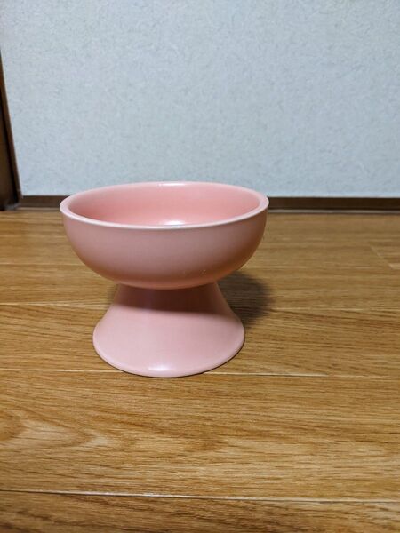 陶器、猫犬用餌、水入れ