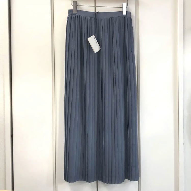 auralee スカートの値段と価格推移は?|92件の売買情報を集計した ...