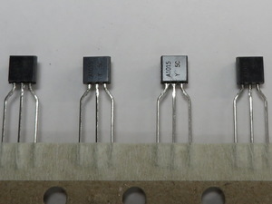  транзистор 2SA1015 Y 5C 200 штук входит 