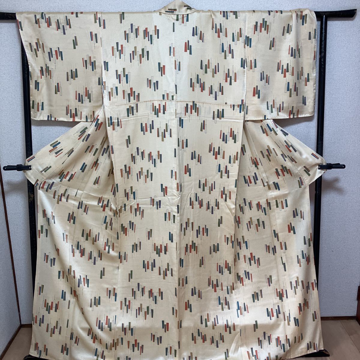 ヤフオク! -着物 小紋 正絹の中古品・新品・未使用品一覧
