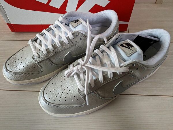 NIKE DUNK LOW SE Metallic Silver ナイキ ダンク ロー スペシャルエディション 30 天然皮革