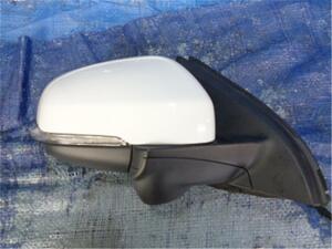  Volvo original Volvo 60 { FB4164T } right side mirror P31400-22014453