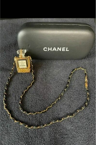 希少！激レア！vintage CHANEL チェーンネックレスN°5香水瓶ネックレス 美品 ！初代香水瓶トップチェーンネックレス 