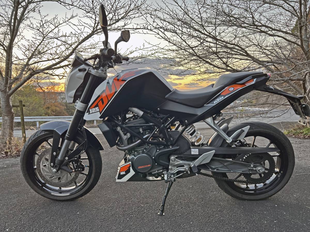 KTM DUKE125 デューク125 ABS仕様 美車 走行距離7500km fusionwrap.ca