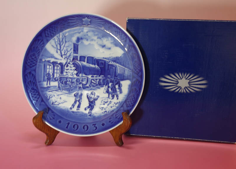 ヤフオク! -「ロイヤルコペンハーゲン1993年」の落札相場・落札価格