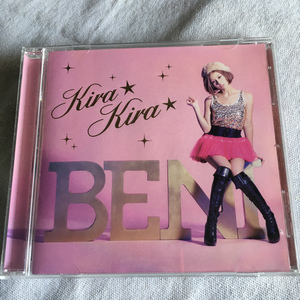 CDS）BENI「Kira Kira」 ＊「KIRA☆KIRA☆」「ずっと二人で」「恋焦がれて」のREMIX　収録（キラキラ仕様ジャケット）・特製ステッカー付