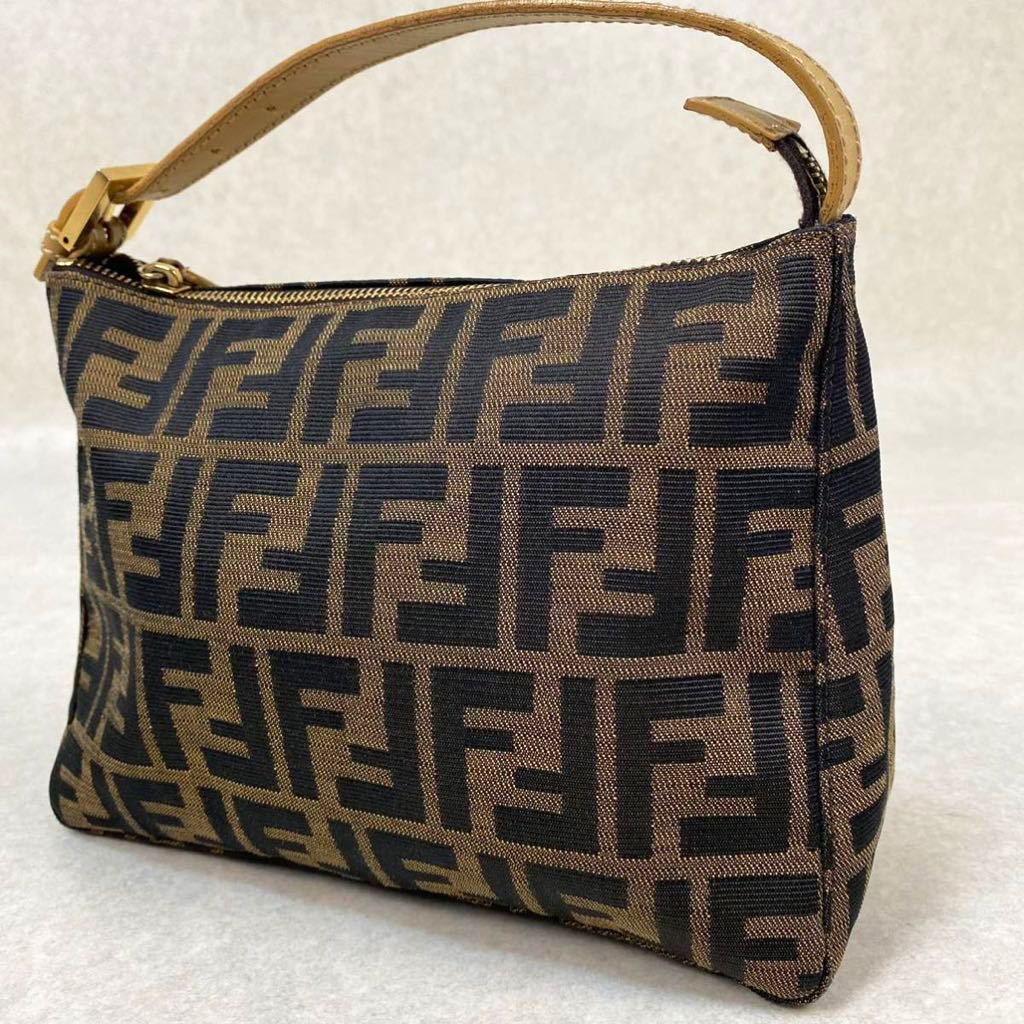 fendi ハンドバッグの値段と価格推移は?|2,607件の売買情報を集計 ...
