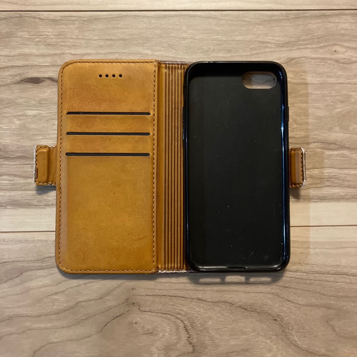 最新SE3対応】【レア物】グッチ GUCCI iPhoneケース 小物 モバイル