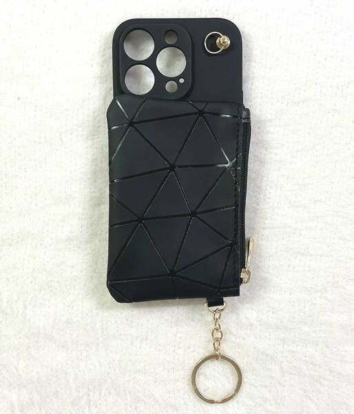 iPhone 14 Pro ポケット＆ショルダーストラップ付き スマホケース ソフトタイプ (新品）