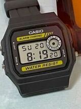 【新品】[アーバンリサーチ ドアーズ] 時計 CASIO F-94WA-9JH YELLOW/BLK FREE ヨドバシ保証書 2022.11.19～チプカシ 黄色 チプカシ カシオ_画像1