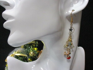 Art hand Auction Earrings, Christmas, events, etc. Original design, new, unused, limited edition, tree-style charm, star, crystal, see photo for details 23, Handmade, Accessories (for women), Earrings, Earrings