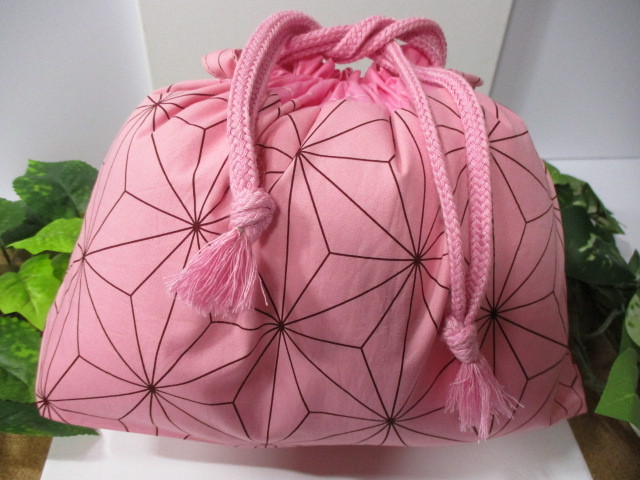 日式鬼麻叶几何图案粉色黑色外出手提抽绳饭盒多用途包原创设计全新未使用 查看照片详情 39, 缝纫, 刺绣, 完成的产品, 其他的