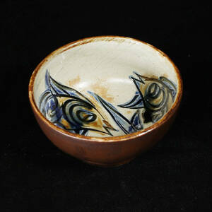 [ genuine work guarantee ]# gold castle next .( human national treasure ) # Tsuboya . carving . fish writing tea cup <221208049>