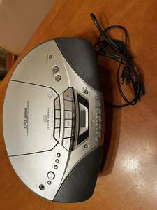 SONY CFD-S250 portable CD player CD radio-cassette 