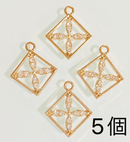 人気ゴールドスクエアストーンフラワー ゴールドカラー5個入りパーツ素材アクセサリーチャーム