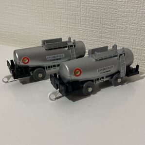 銀色のタンク貨車 タキ143645 プラレール