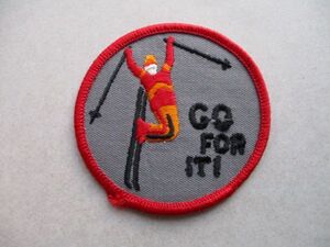 80s スキー GO FOR IT!ワッペン/名言SkiingジョークおもしろいビンテージpatchスキーヤーvintageスキーUSAパッチUSアメリカSKI V139