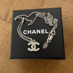 CHANEL ラインストーンネックレス シルバークリアストーンココマーク