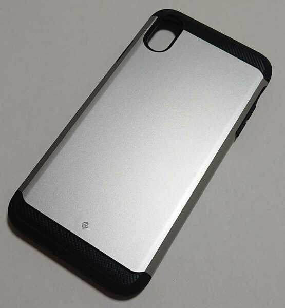 【送料無料】【新品未使用】　iPhone Xs Max　TPUハードケース　シルバー　メタリック　ブラック　スタイリッシュ