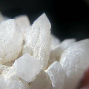 国産鉱物 奈良県 橡谷 水晶 クラスター クォーツ 大小の結晶多数 ハイグレード 定型外発送の画像9