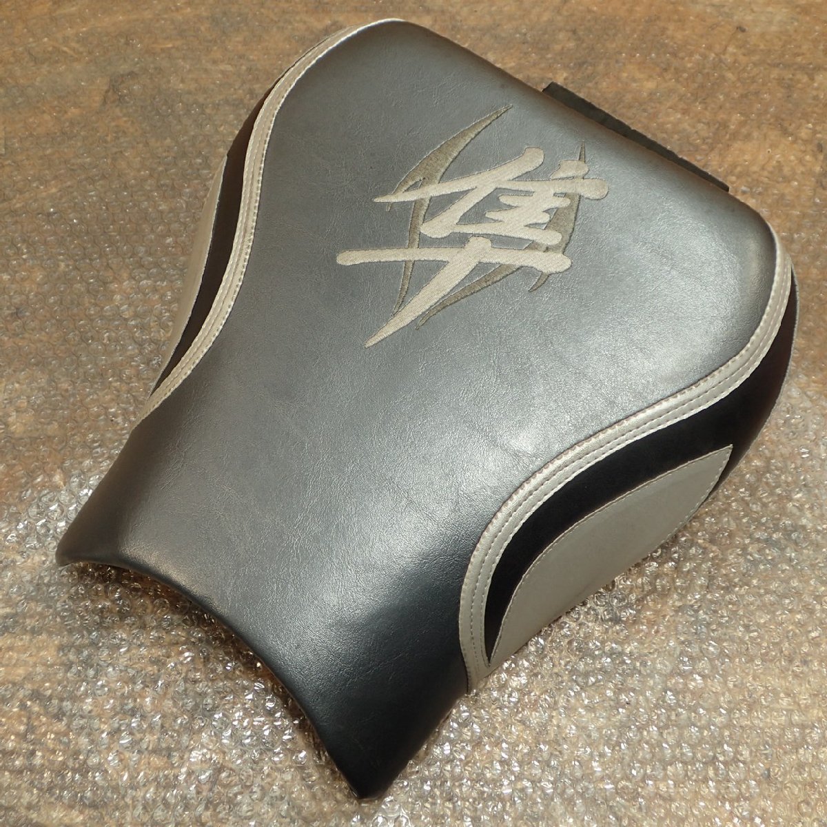 ヤフオク! -「suzuki 隼」(スズキ用) (シート)の落札相場・落札価格