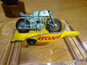  that time thing England made Matchbox series HONDA Racer & trailer No38 CB92 CB750 CB72 S800 S600 T360 C100 C110 CR110 CR93