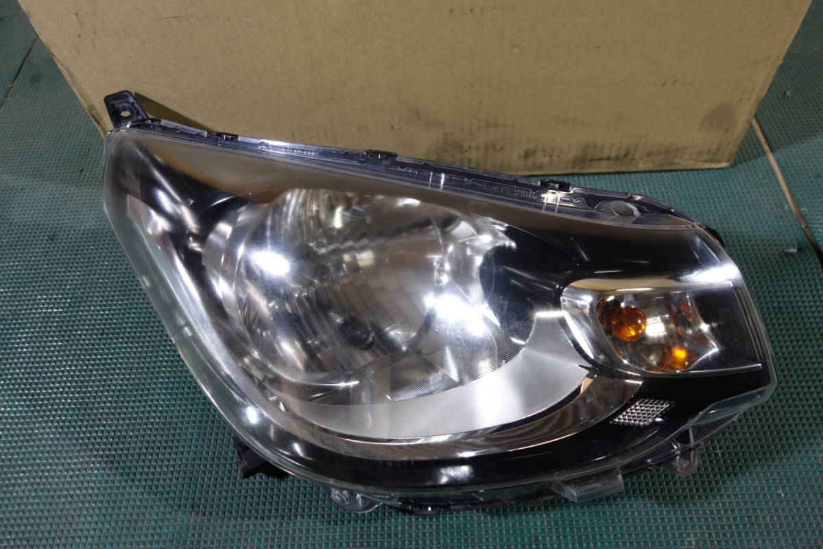 eKカスタム DBA-B11W 右ヘッドランプASSY X42/W13(XW1C) W1048 8301C972 eKカスタム DBA-B11W 右ヘッドランプASSY X42/W13(XW1C) W1048 8301C972