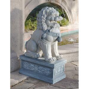  old fee China construction. . front. huge dog . dog stone image manner outdoor outdoors ornament style times goods decoration Chinese objet d'art oriental sculpture carving image Asian miscellaneous goods lion image si-sa-