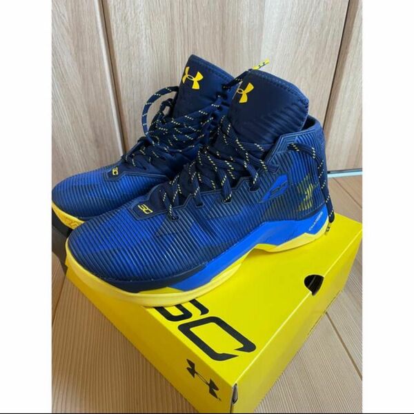 アンダーアーマー　Curry 2.5 "Dub Nation"