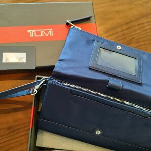 【未使用】TUMI トゥミ Wallet 196380 ウォレット ロゴ 　財布　長財布 ロゴ TUMI