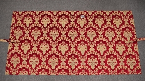 センターカーテン 　オスカー　赤　レッド　縦1200×幅1180　２枚　柄合